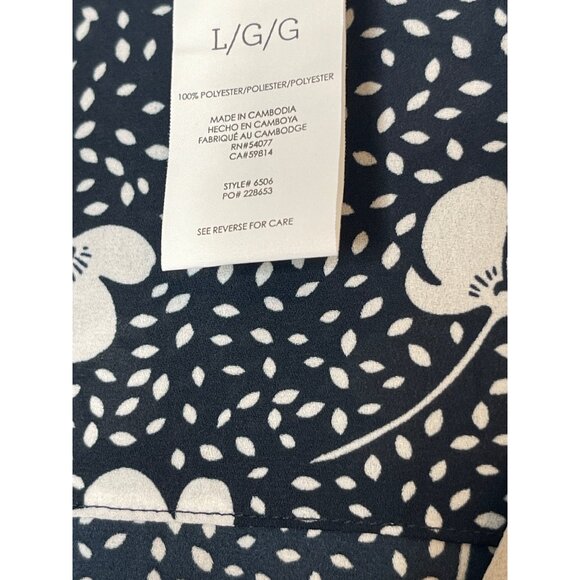 Cabi Blue Floral V-Neck Blouse Short Sleeves Dotted Print Lightweight Top Size L - Picture 11 of 11